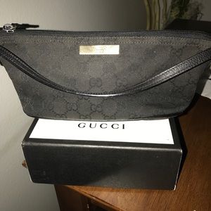 Authentic Gucci Vintage pouchette